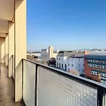 Le quai 52 - Spacieux&Lumineux&Gare SNCF Albert Elisabeth B