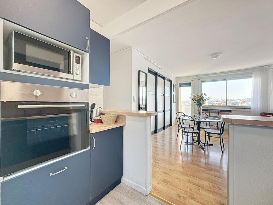 Appartement Le Quai 52 - Spacieux & Lumineux & Gare Sncf Elisabeth B Clermont-Ferrand